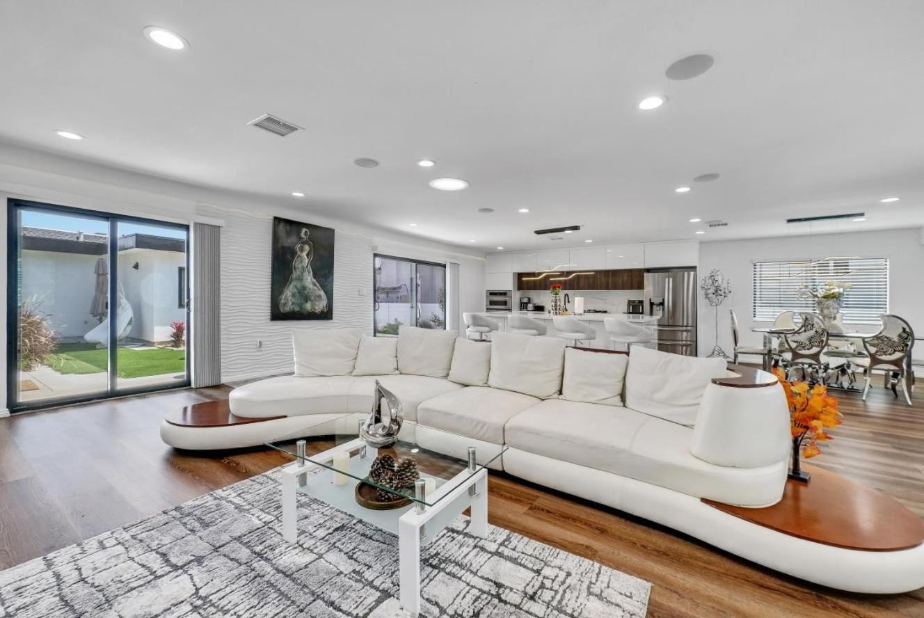 Luxury 4 Bedroom Villa Χάντινγκτον Μπιτς Εξωτερικό φωτογραφία